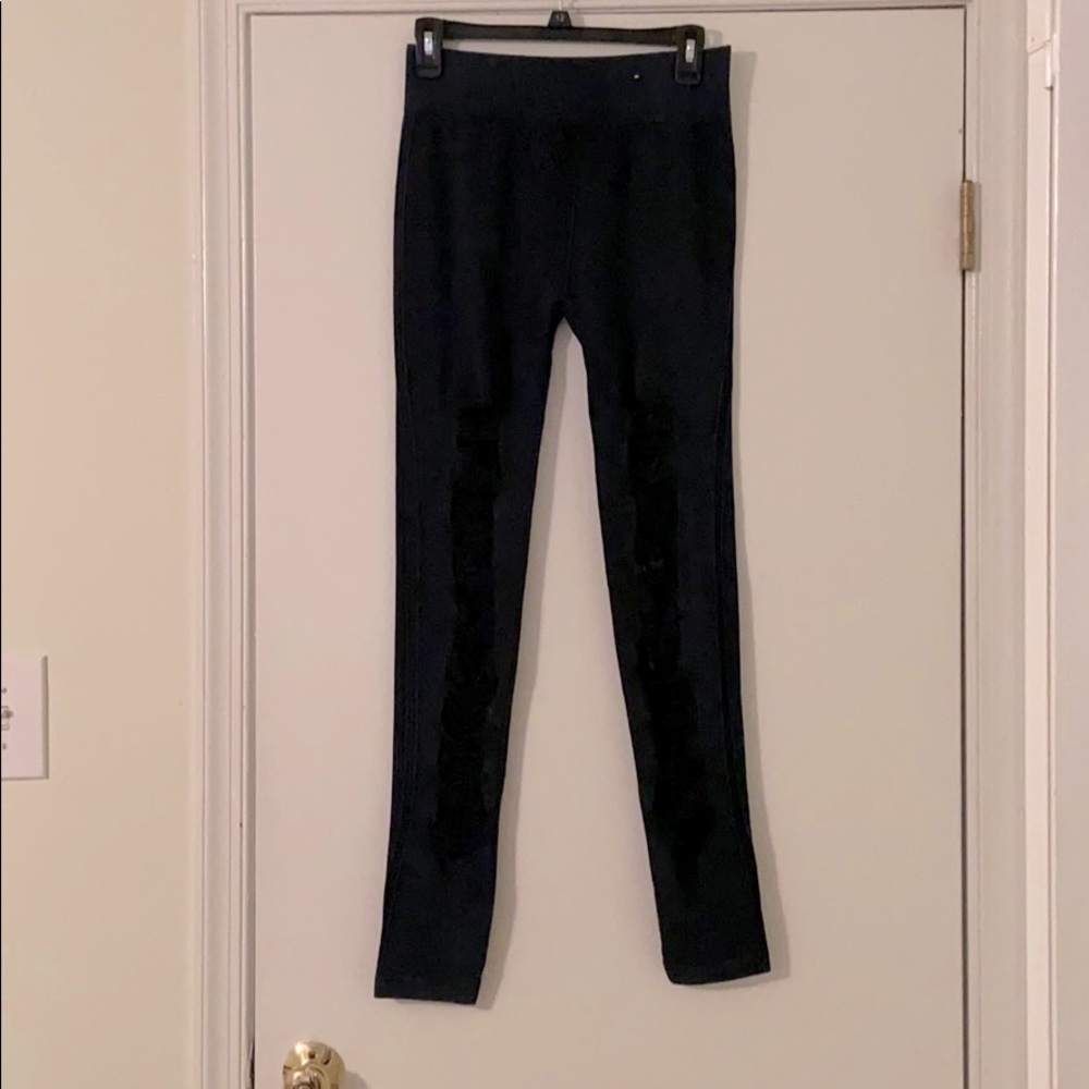 Ripped distressed leggings
